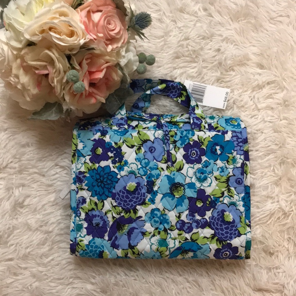 NEW: Vera Bradley Travel Hanging Organizer